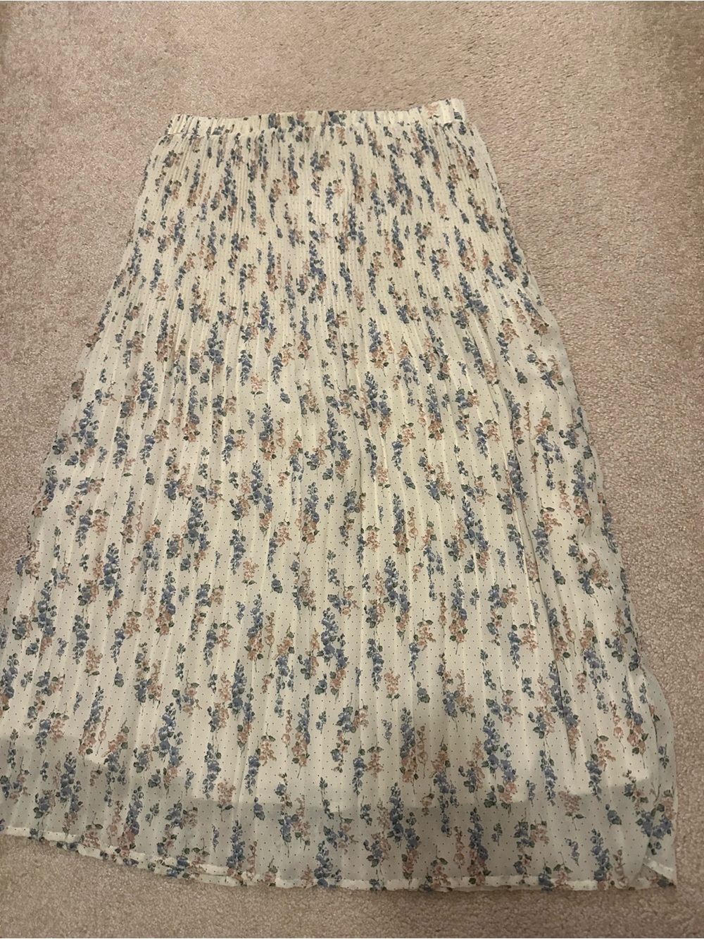 Wishlist Women’s Floral Pleated Cream Midi Skirt - flowers